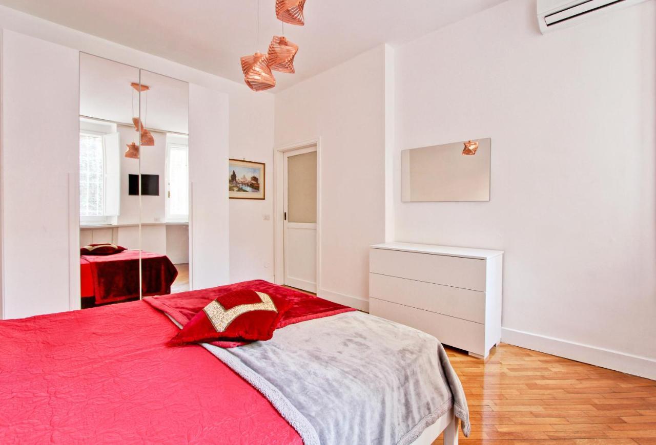 Piazza Navona - Roma Centro Storico Apartment Екстериор снимка